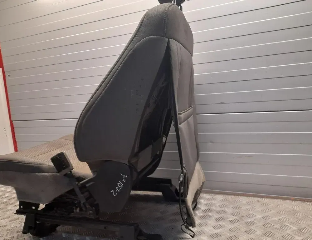 FORD USA F-150 13 generation (2015-2021) Priekšējais labais sēdeklis 33486393