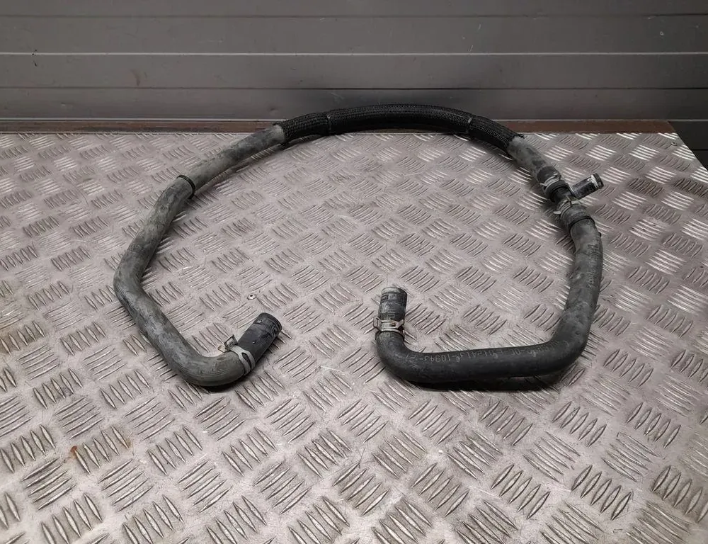 TESLA Model 3 1 generation (2017-2024) Шланги охлаждающей жидкости 100625200E 33486808