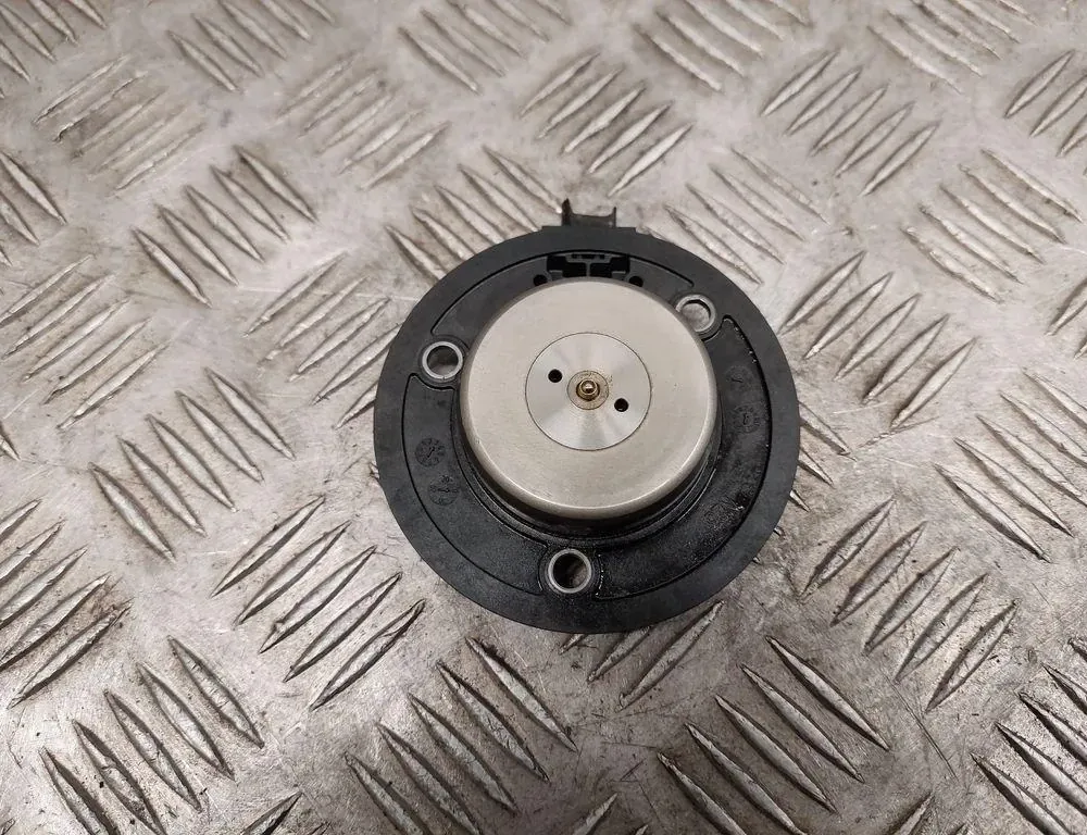 AUDI Q3 F3 (2018-2024) Intake Pulley Valve 06L109259D 33487217