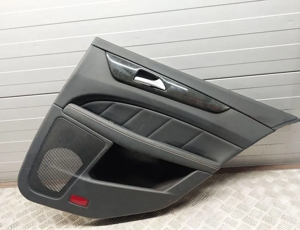 MERCEDES-BENZ CLS-Class C218/X218 (2011-2017) Обшивка задней правой двери A2187370488 33487326