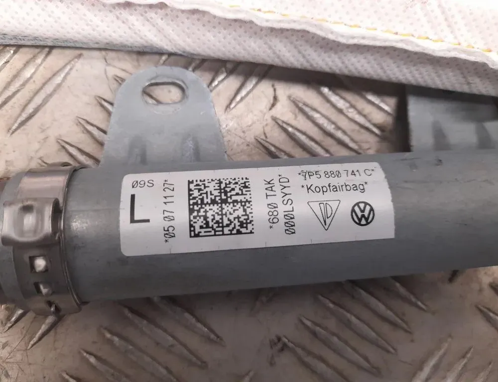 PORSCHE Cayenne 958 (2010-2018) Подушка безопасности потолка левая 7P5880741C 33488642