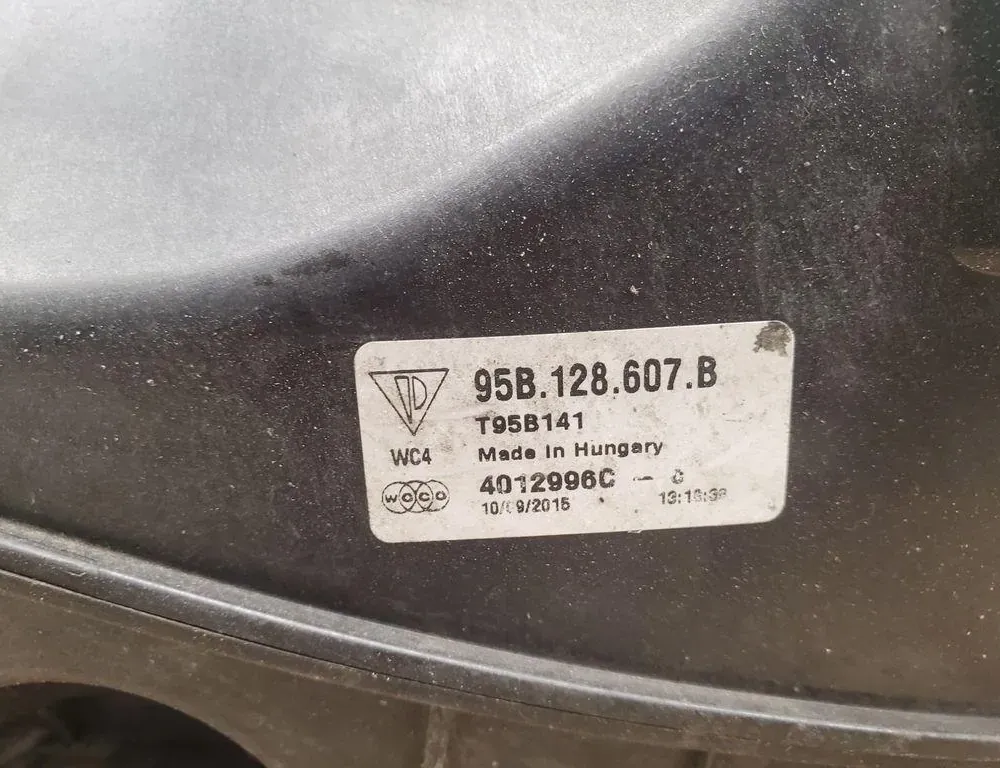 PORSCHE Macan 1 generation (2013-2023) Gaisa filtru kaste 95B128607B 33490492