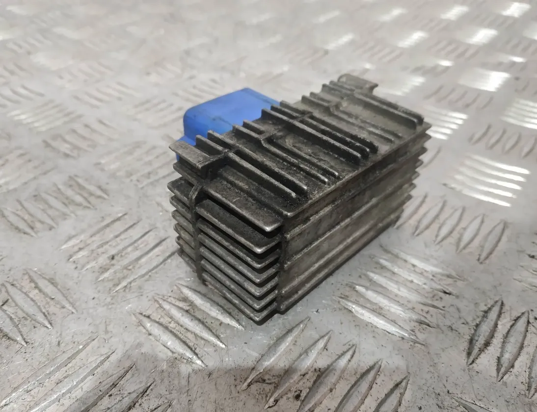 OPEL Vectra C (2002-2005) Свечи 55353011 13731229