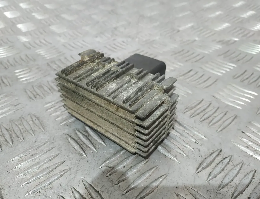 OPEL Zafira A (1999-2003) Свечи 09132691 13731593