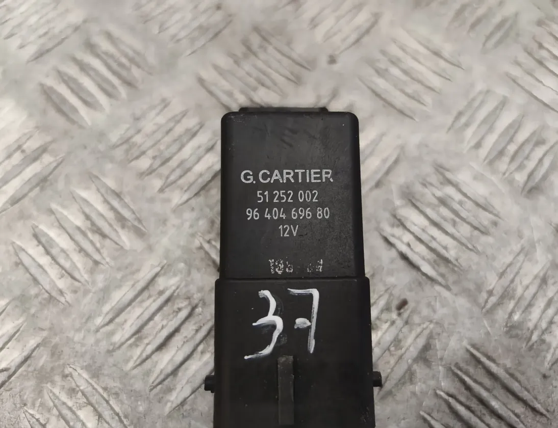 PEUGEOT 307 1 generation (2001-2008) Aizdedzes sveces 51252002 20488958