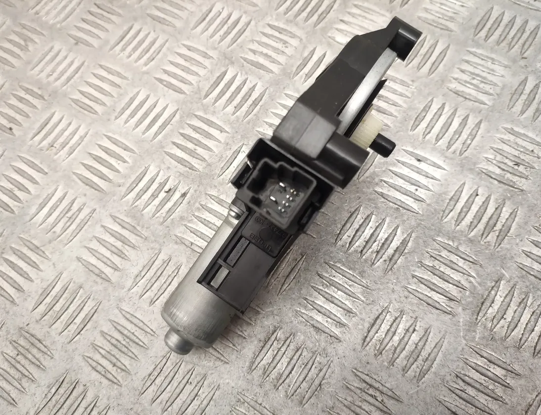 VOLVO XC60 1 generation (2008-2017) Front Left Door Window Regulator Motor 966268 20775580