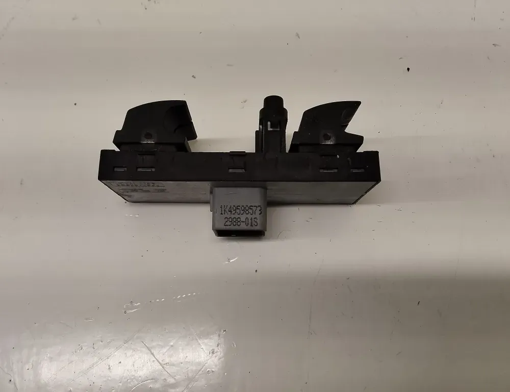 VOLKSWAGEN Passat B6 (2005-2010) Front Left Door Window Switch 1K49598573 33481790