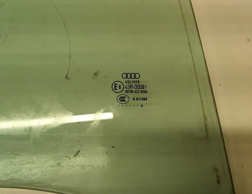 AUDI A4 B6/8E (2000-2005) Labās puses bīdāmo durvju stikls 43R00081 33526314