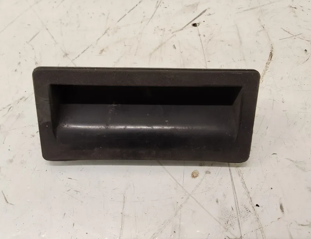 AUDI A4 B8/8K (2011-2016) Рукоятка задней двери 5N0827566 34358355