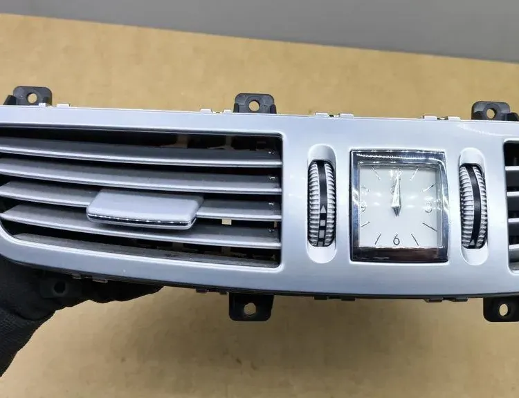 MERCEDES-BENZ S-Class W221 (2005-2013) Вентиляционные отверстия центральной консоли A2218300954,05569000 33117898