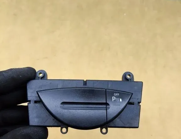 MERCEDES-BENZ E-Class W211/S211 (2002-2009) Parkošanās palīdzības slēdzis 2118216958 33151707