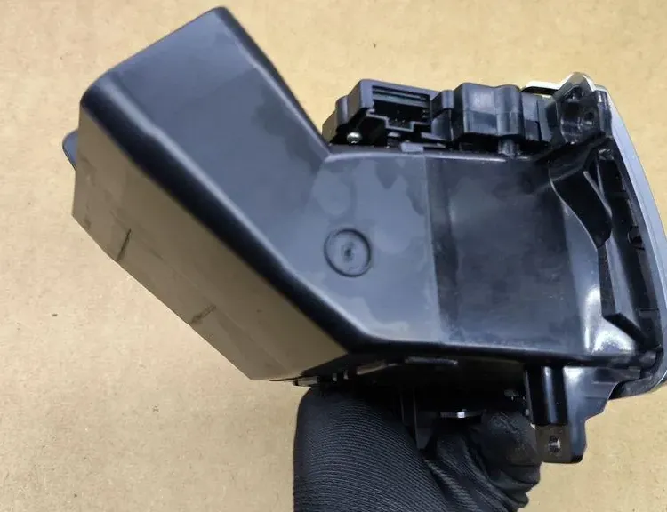 MERCEDES-BENZ S-Class W221 (2005-2013) Gaisa restes aizmugurē A2218301054 33151897