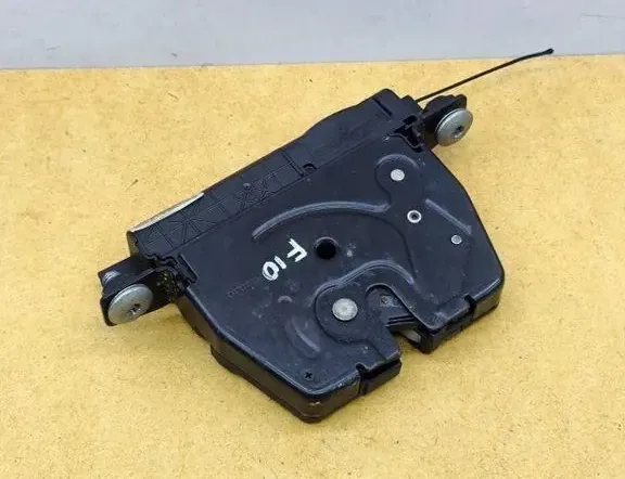 BMW 5 Series F10/F11 (2009-2017) Tailgate Boot Lock 701212,918064 33157506