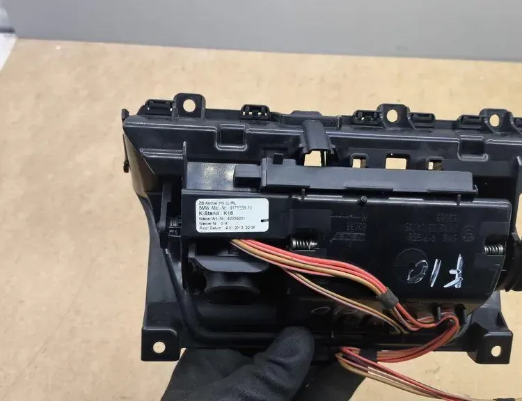 BMW 5 Series F10/F11 (2009-2017) Пепельница 9171558 33157584