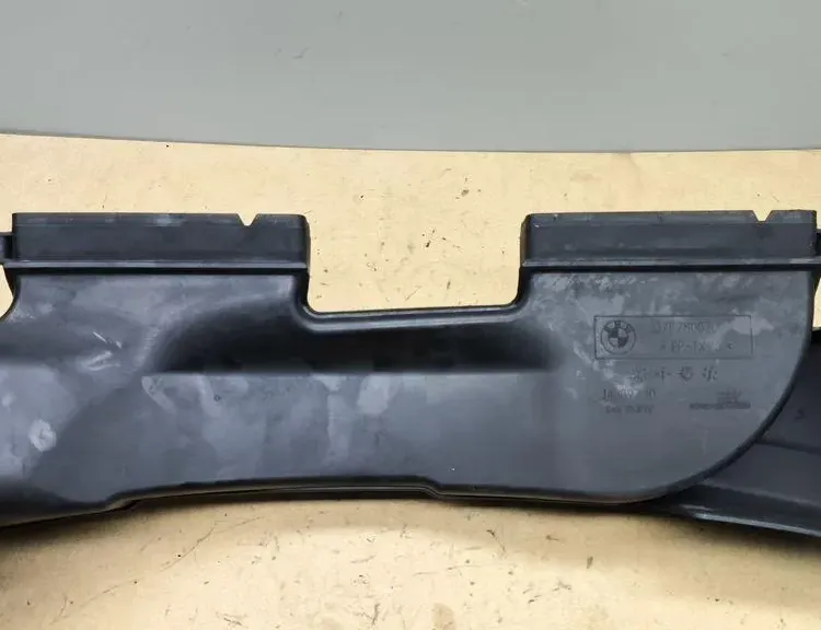 BMW 3 Series E90/E91/E92/E93 (2004-2013) Air Intake Tube 7800300,14389710 33158372