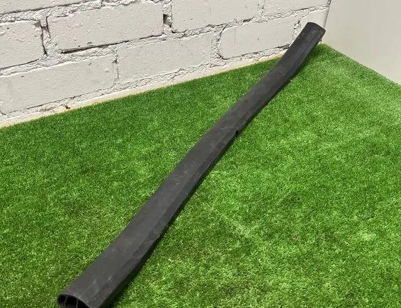 BMW X5 G05/G18 (2018-2024) Резина моторного отсека 7418184 33739883