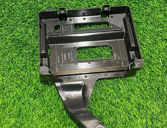 AUDI RS 4 B7 (2005-2008) Другие внутренние детали 8W0907713 33741447