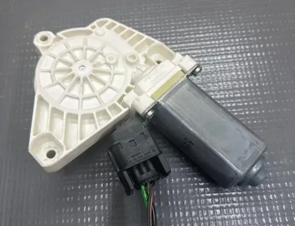 MERCEDES-BENZ E-Class W213/S213/C238/A238 (2016-2024) Front Left Door Window Regulator Motor C72414100,A0009066106 33141882