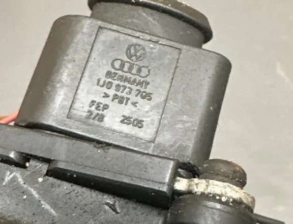 AUDI Q7 4M (2015-2024) Gaisa plūsmas mērītājs 1J0973705 33144818