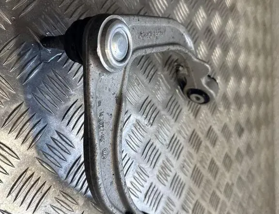 VOLVO XC60 2 generation (2017-2024) Верхний рычаг передний правый 31360633 33148324