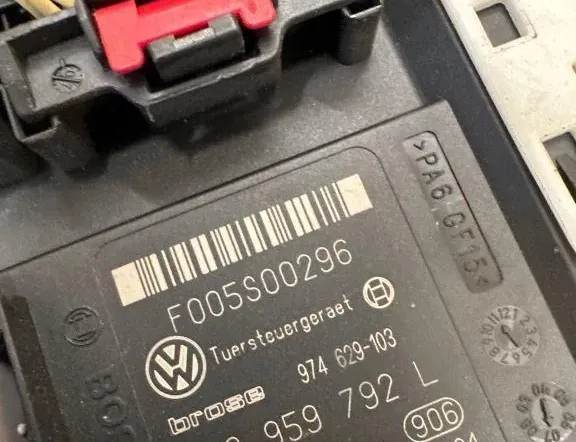 VOLKSWAGEN Passat B7 (2010-2015) Front Right Door Window Regulator 974629103,1K0959792L 33161599