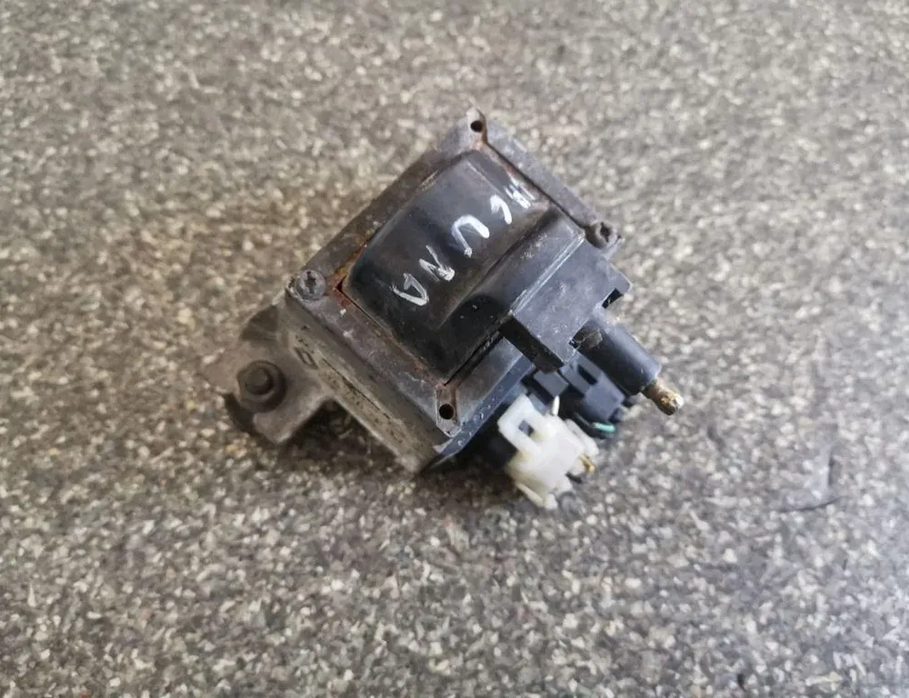 RENAULT Laguna 1 generation (1993-2001) Augstsprieguma aizdedzes spole 7700732263 33850945