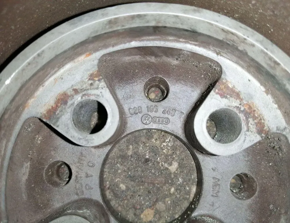 FORD Galaxy 3 generation (2015-2024) Kloķvārpstas skriemelis 028105243T 33853376