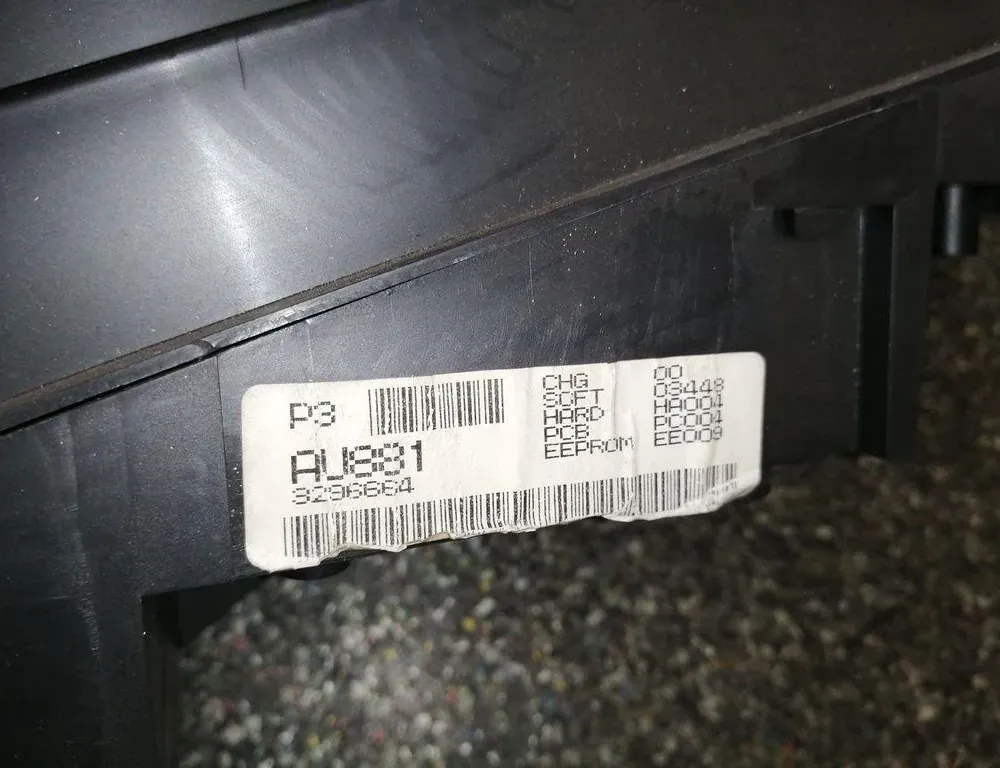 NISSAN Primera P12 (2001-2008) Instrumentu panelis/spidometrs AU881 33858625