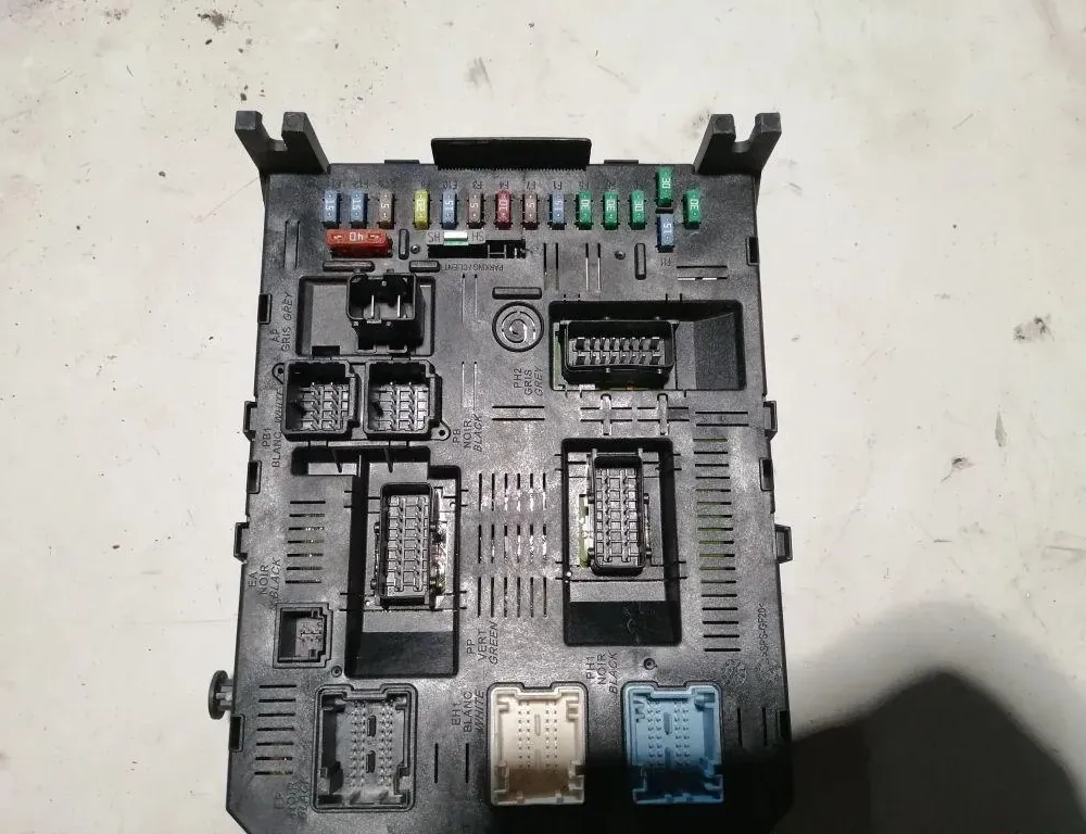 CITROËN C4 1 generation (2004-2011) Komforta vadības bloks 9661940180 33879312