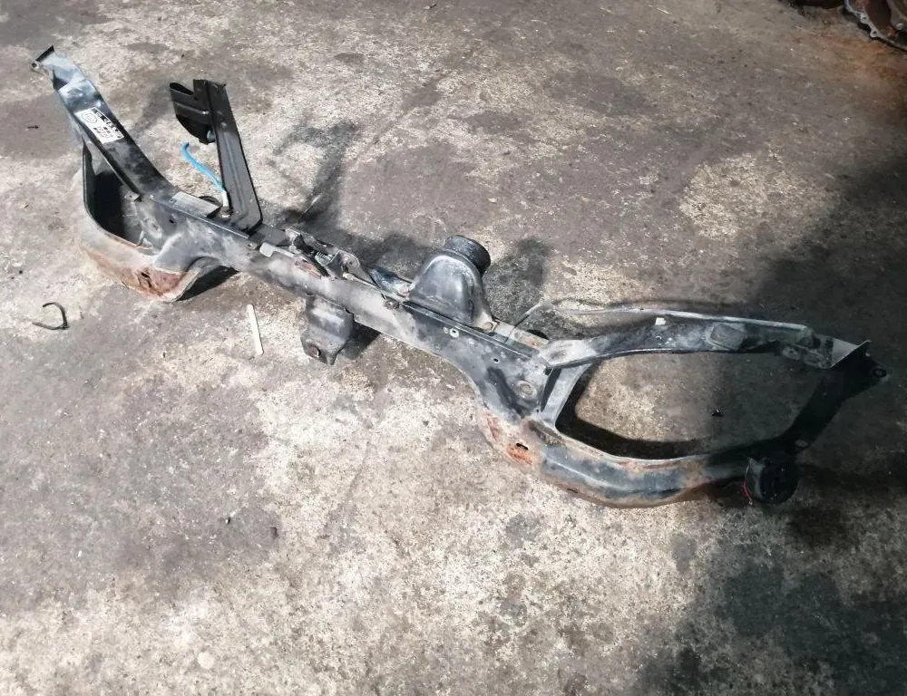 RENAULT Trafic 2 generation (2001-2015) Radiatoru kronšteini 33880384