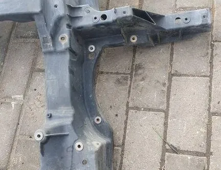 VOLKSWAGEN Touran 1 generation (2003-2015) Radiatoru kronšteini 1T0805303 33885891