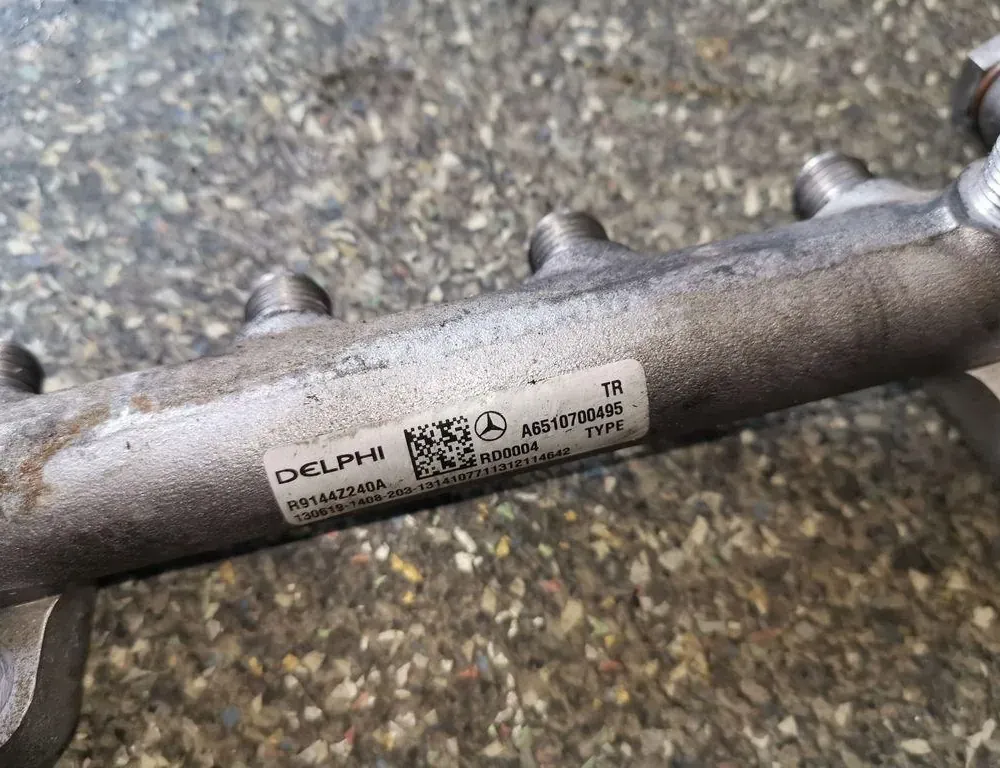 MERCEDES-BENZ C-Class W204/S204/C204 (2004-2015) Degvielas reika A6510700495 33970943