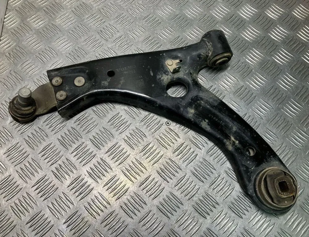 VOLVO XC40 1 generation (2017-2024) Front Wishbone Arms 32221283 33361880