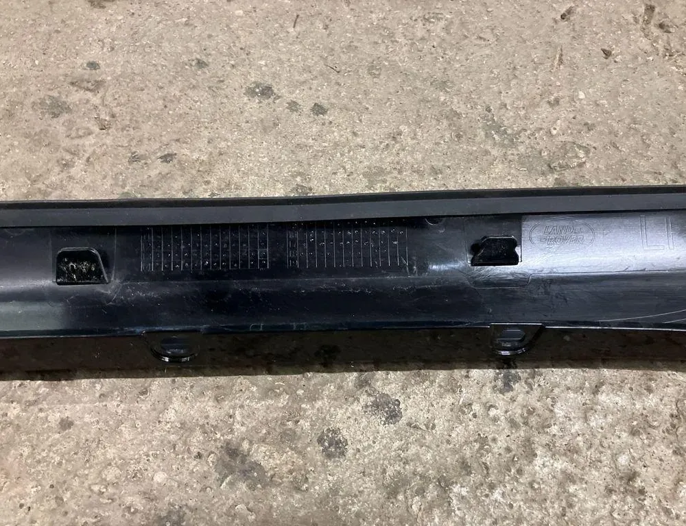 LAND ROVER Range Rover Evoque L538 (1 gen) (2011-2020) Vējstikla apdare BJ32025A53AJ 33440350