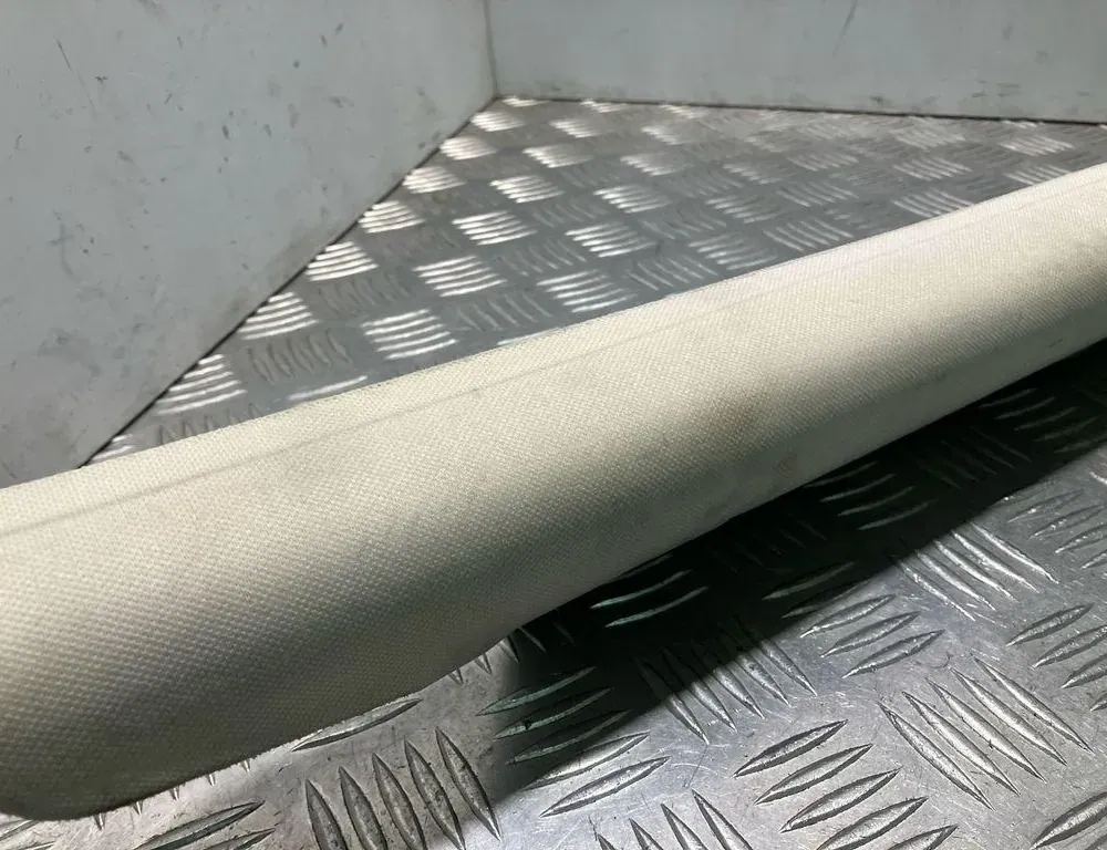 LAND ROVER Range Rover Sport 1 generation (2005-2013) Right A Pillar Trim 631240081 33502029