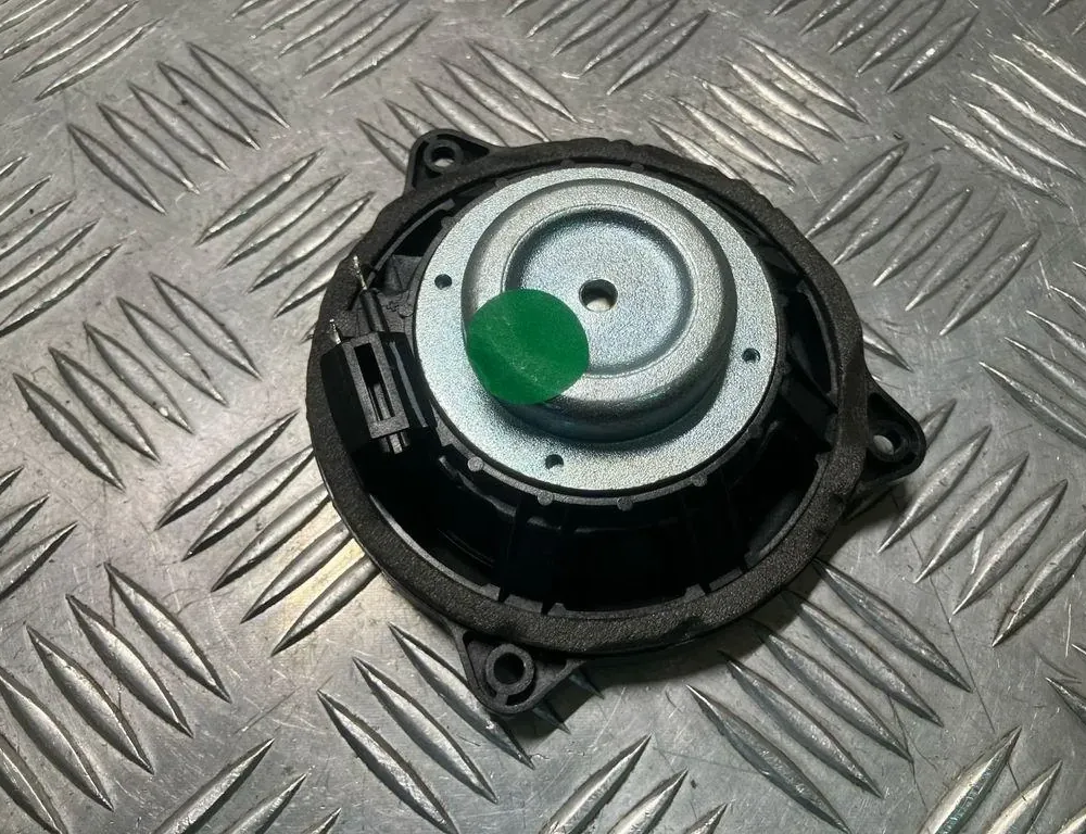 LAND ROVER Range Rover Sport 2 generation (2013-2022) Front Right Door Loudspeaker 434107864261,BJ3218808BB 33502984