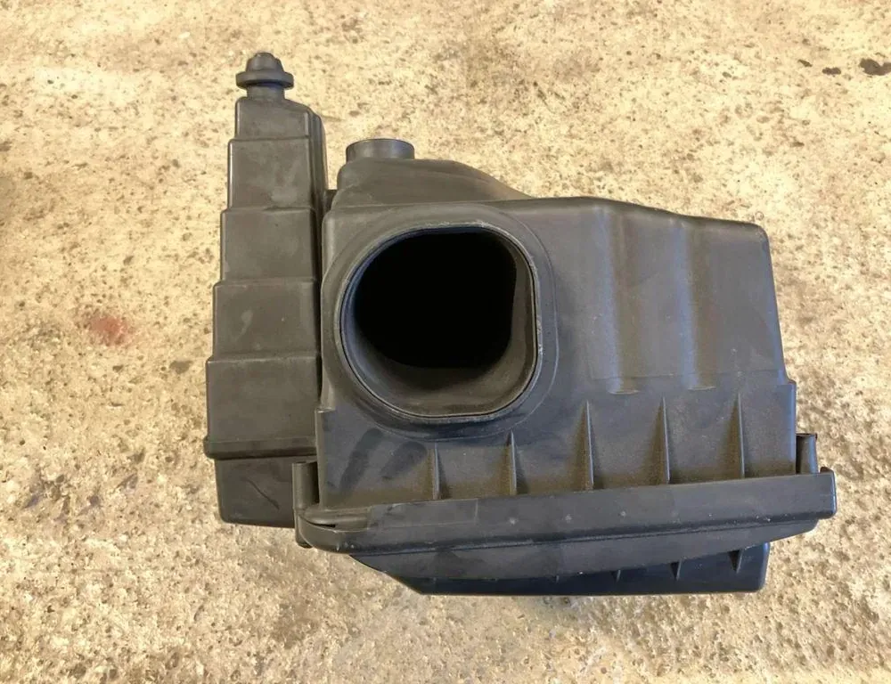 LAND ROVER Range Rover Sport 1 generation (2005-2013) Gaisa filtru kaste PHB500182,4619685916 33503044