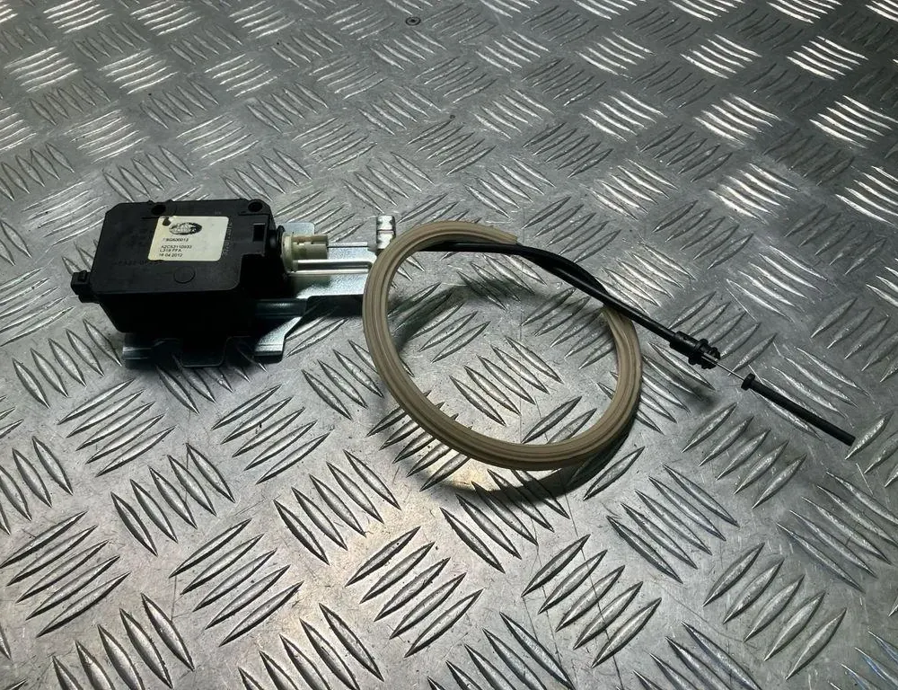 LAND ROVER Range Rover Sport 1 generation (2005-2013) Fuel Tank Cover Lock FSG500013 33565861