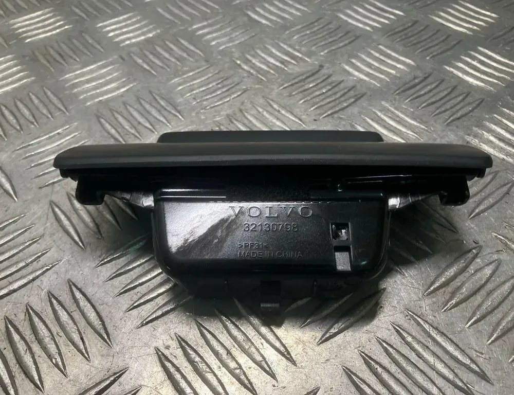 VOLVO XC40 1 generation (2017-2024) Пепельница 32130798 33595894