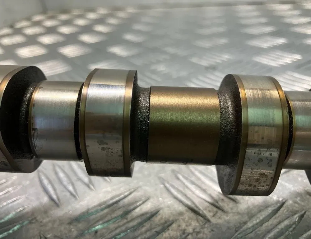 OPEL Zafira Распределительный вал выхлопных газов 55562231 33713689