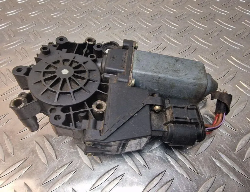 AUDI A6 C8/4K (2018-2024) Маторчик стеклоподъемника передней левой двери 119024114,4B0959802E 31251904