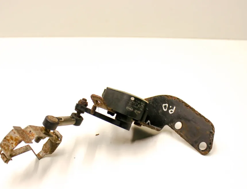 JAGUAR XK X150 (2005-2014) Front Right Level Sensor 2R8313D034AC 33350634