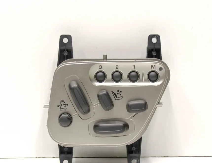 JAGUAR XK X150 (2005-2014) Переключатели левого сиденья 6W8314E693BD 33350640