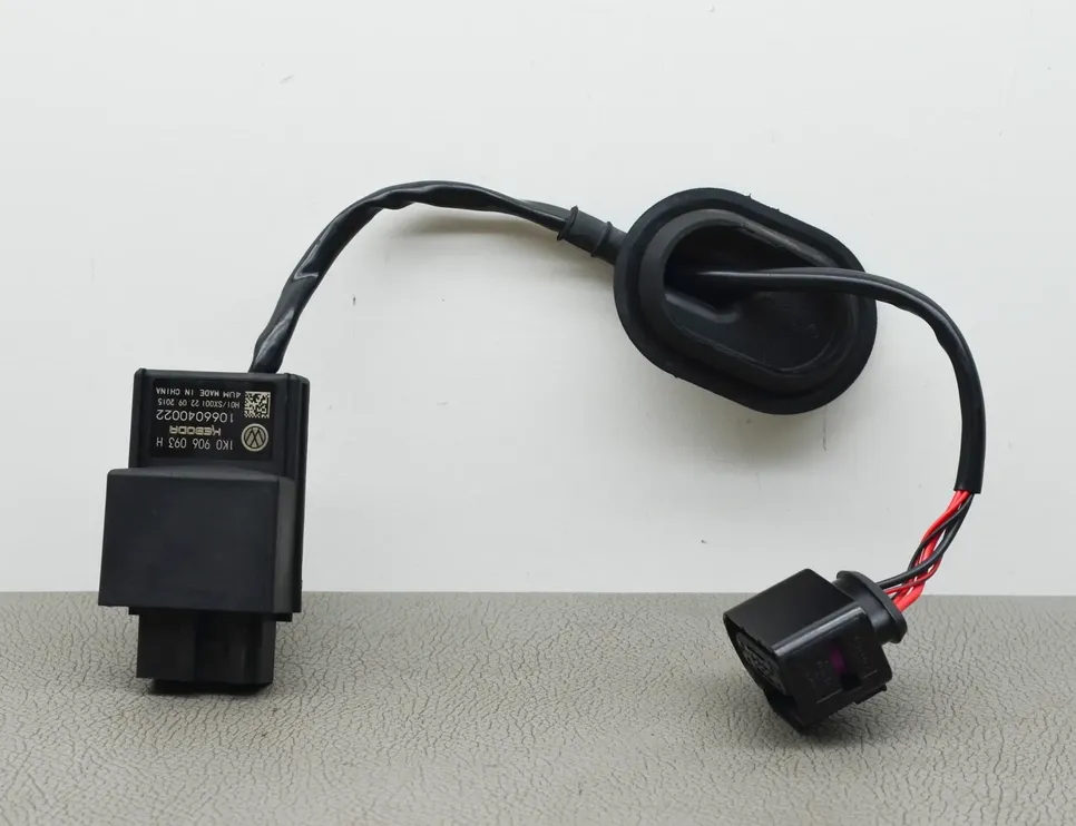 SEAT Ibiza 4 generation (2008-2017) Degvielas sūkņa relejs 1K0906093H 11415841