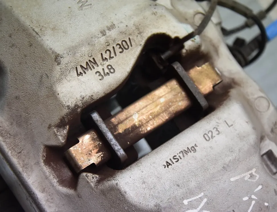 BMW iX3 1 generation (G08) (2020-2024) Front Left Brake Caliper 688583902 33122022