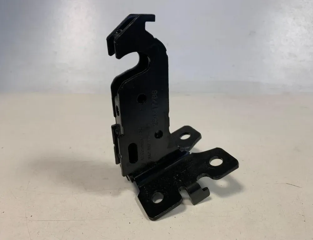 AUDI A5 F5 (2016-2024) Другие внутренние детали 8W0886177A 33772936