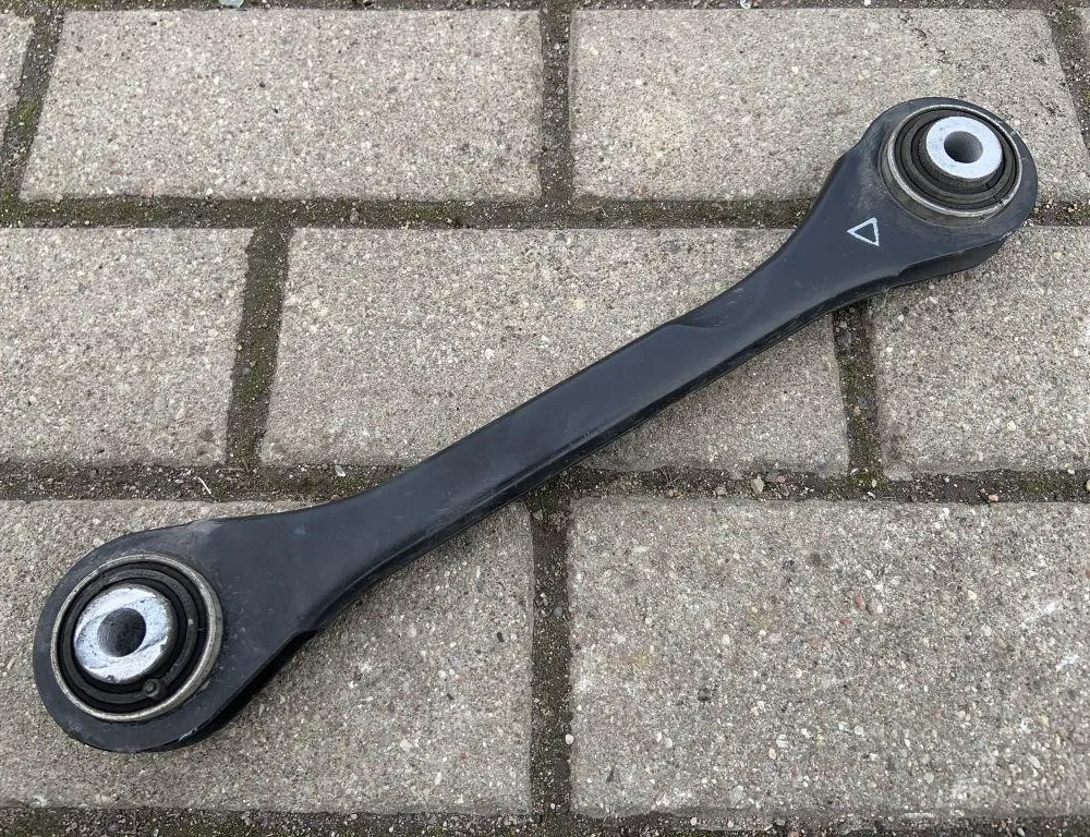 AUDI A8 D2/4D (1994-2002) Рычаг задний левый 8K0501529L 33775569