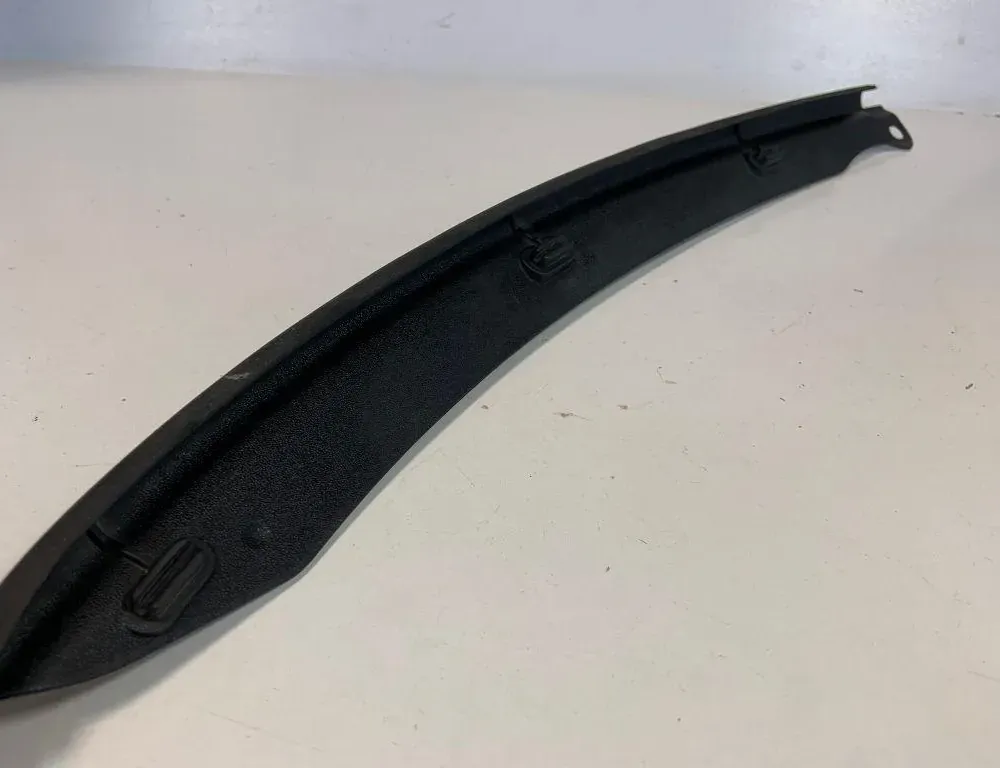 AUDI Q5 8R (2008-2017) Резина моторного отсека 80A823126 33777797