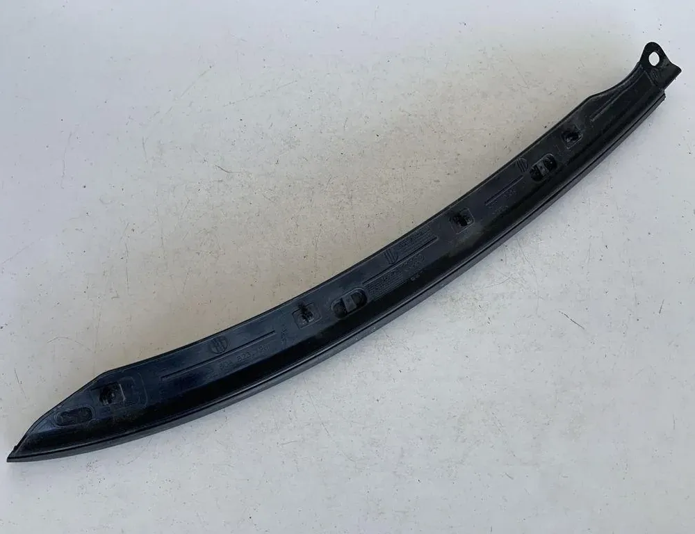 AUDI Q5 8R (2008-2017) Резина моторного отсека 80A823126 33827408