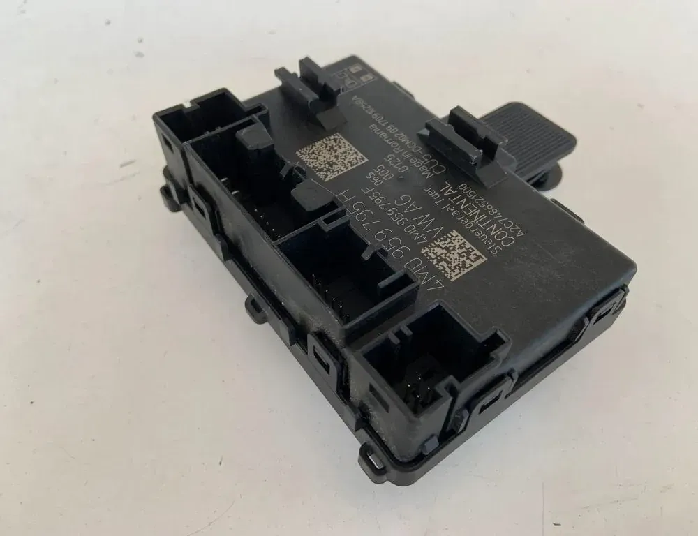 AUDI Q7 4M (2015-2024) Priekšējo kreiso durvju vadības bloks 4M0959795F,4M0959795H 33972994